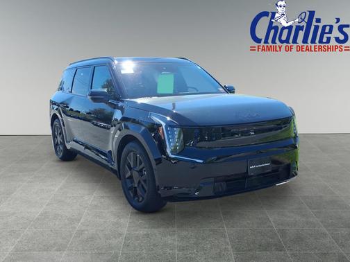 Ebony Black 2026 Kia EV9 LAND NIGHTFALL ED