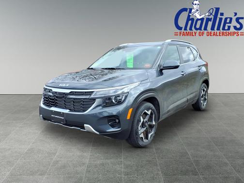 Gravity Gray 2024 Kia Seltos EX