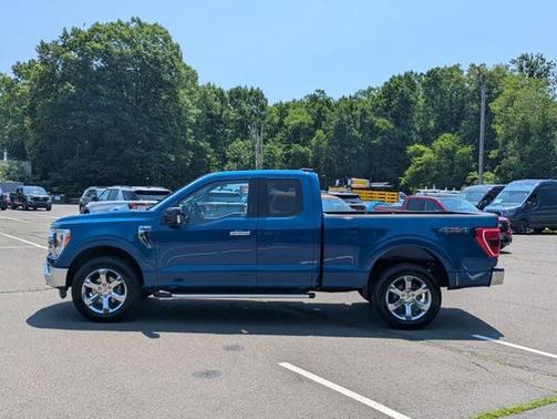 ATLAS BLUE METALLIC 2023 Ford F-150 XLT