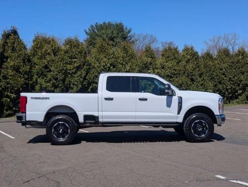 OXFORD WHITE 2026 Ford F-350 XLT