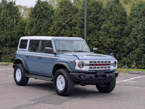 AZURE GRAY MET TRI-COAT 2025 Ford Bronco HERITAGE EDITION