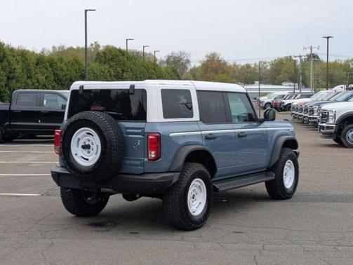 AZURE GRAY MET TRI-COAT 2025 Ford Bronco HERITAGE EDITION