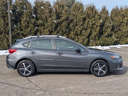 2021 Subaru Impreza PREMIUM