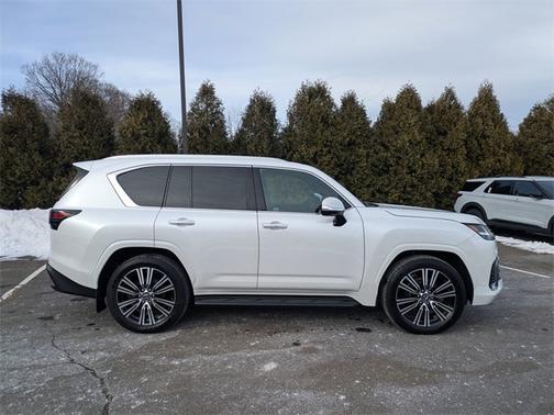 2025 Lexus LX 600 LUXURY