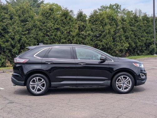 SHADOW BLACK 2018 Ford Edge TITANIUM