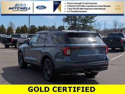 2025 Ford Explorer ST-LINE