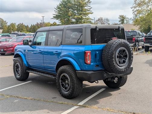 2021 Ford Bronco OUTER BANKS