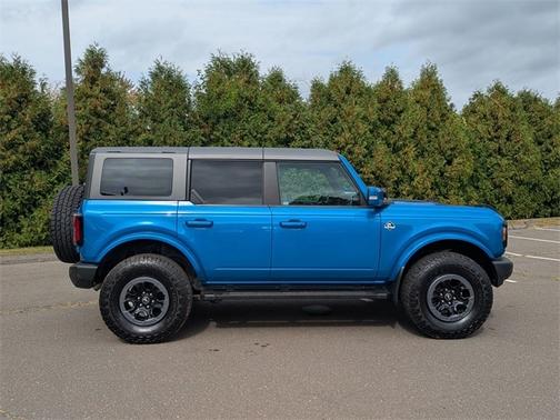 2021 Ford Bronco OUTER BANKS
