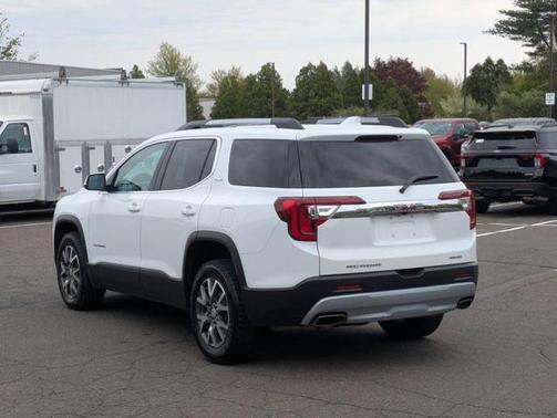 Summit White 2020 GMC Acadia SLE