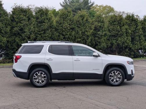 Summit White 2020 GMC Acadia SLE