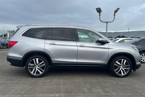 2017 Honda Pilot Elite