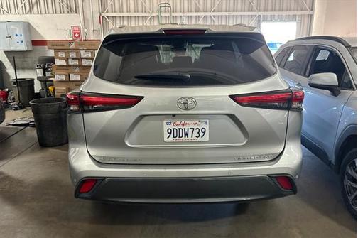 2022 Toyota Highlander Limited