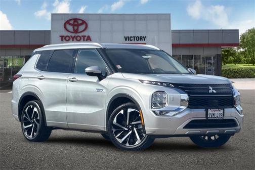 2024 Mitsubishi Outlander PHEV SEL