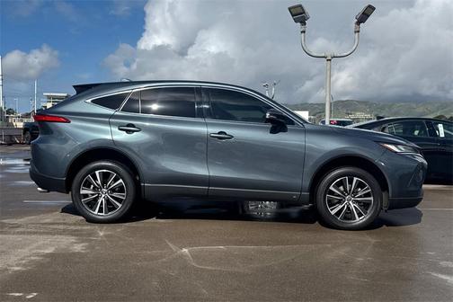 2023 Toyota Venza LE