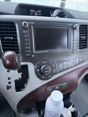 Cypress Pearl 2013 Toyota Sienna XLE