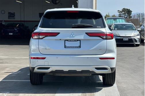 2023 Mitsubishi Outlander SE 2.5 S-AWC