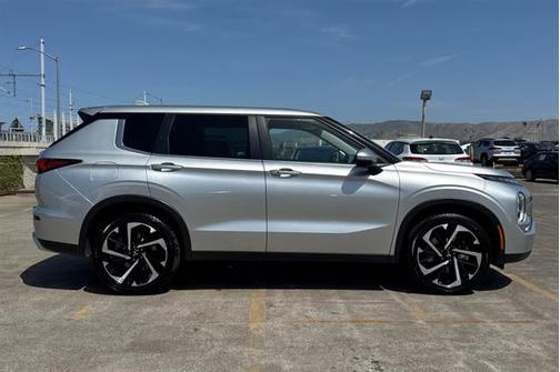 2023 Mitsubishi Outlander SE 2.5 S-AWC