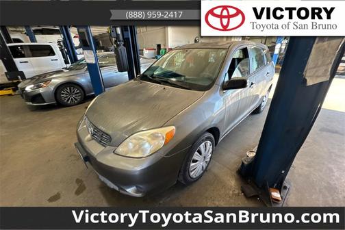 2008 Toyota Matrix Base