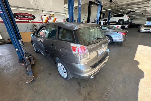 2008 Toyota Matrix Base