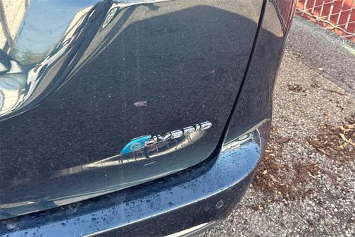 2024 Chrysler Pacifica Hybrid Select