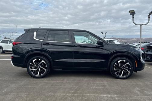 2024 Mitsubishi Outlander SE 2.5 2WD