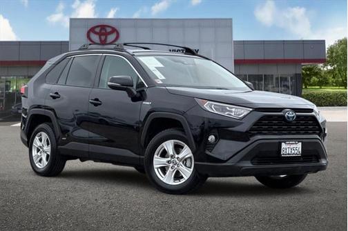 2021 Toyota RAV4 Hybrid XLE