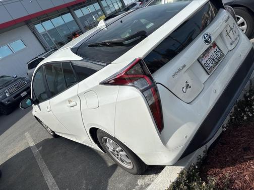 2018 Toyota Prius Three