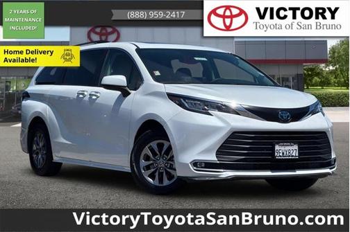 2023 Toyota Sienna XLE 8 Passenger
