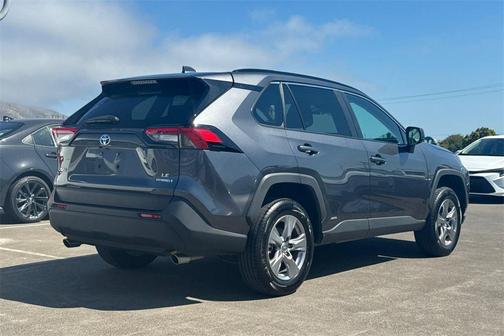 2023 Toyota RAV4 Hybrid LE