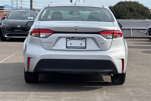 2025 Toyota Corolla LE