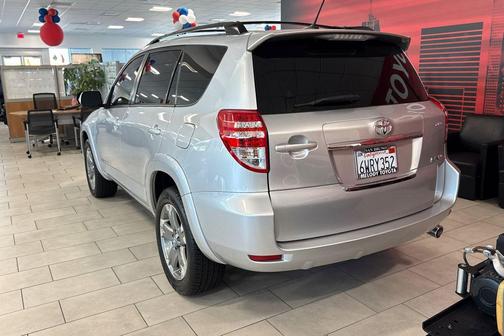 Classic Silver Metallic 2012 Toyota RAV4 Sport