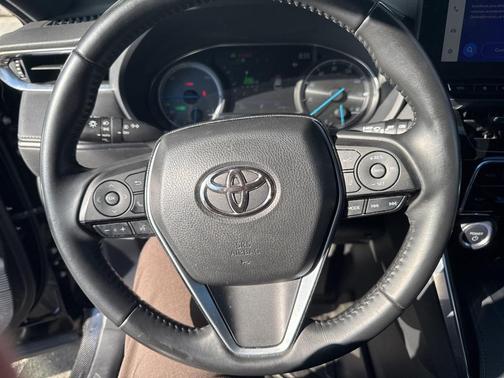 2023 Toyota Venza XLE