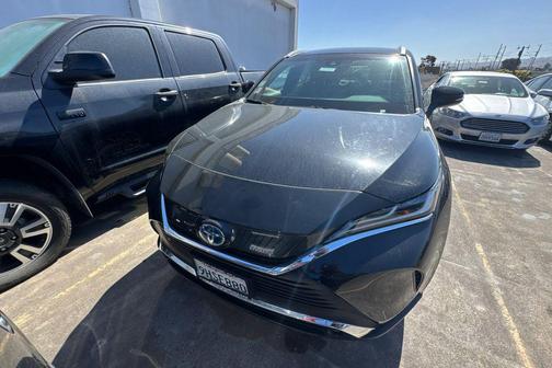 2023 Toyota Venza XLE