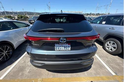 2021 Toyota Venza LE