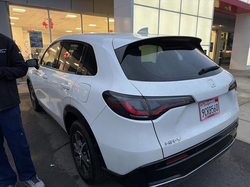 2023 Honda HR-V EX-L