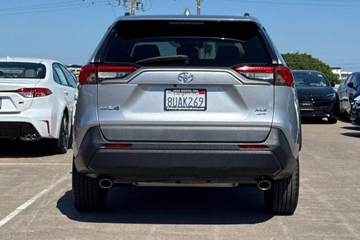 Silver Sky Metallic 2021 Toyota RAV4 XLE Premium