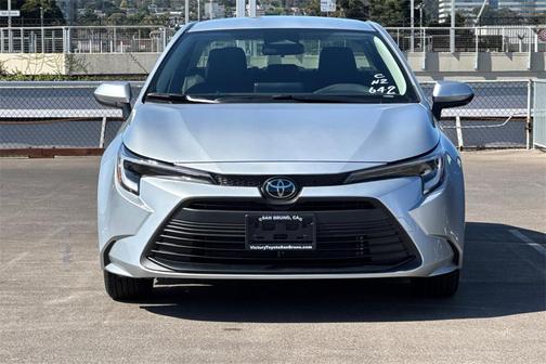 2026 Toyota Corolla Hybrid LE