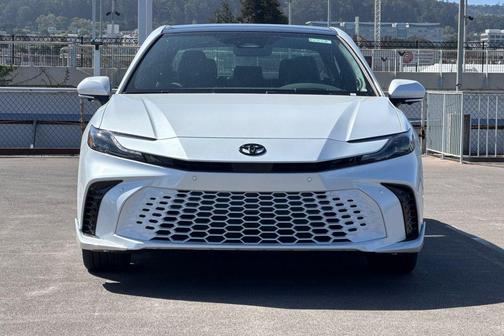 Wind Chill Pearl 2026 Toyota Camry XSE