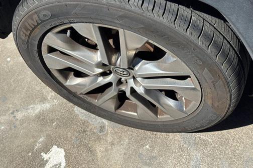 Magnetic Gray Metallic 2021 Toyota RAV4 XLE Premium