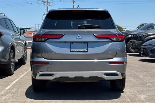 2024 Mitsubishi Outlander SE 2.5 2WD