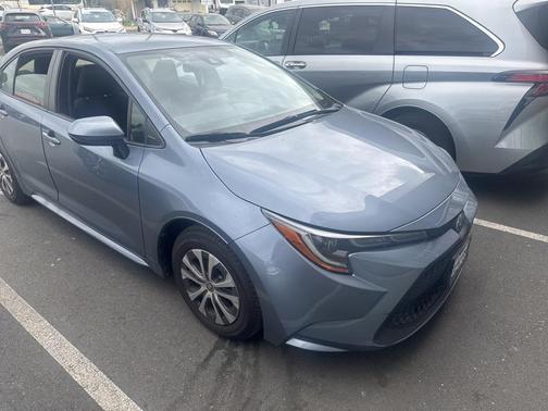 2022 Toyota Corolla Hybrid LE