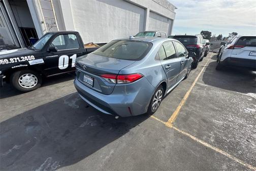 2022 Toyota Corolla Hybrid LE