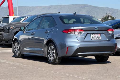 2022 Toyota Corolla Hybrid LE