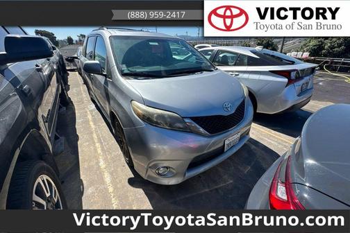 2015 Toyota Sienna SE