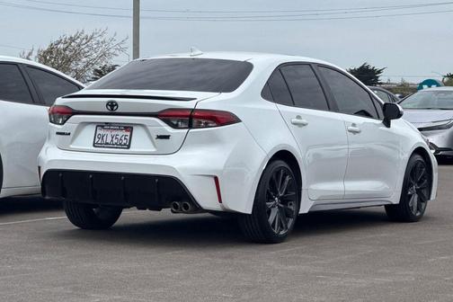 Wind Chill Pearl 2024 Toyota Corolla XSE