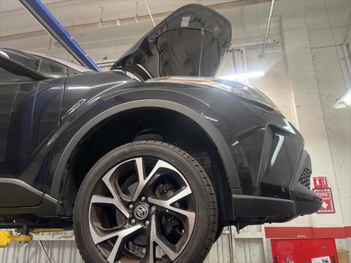 2020 Toyota C-HR XLE