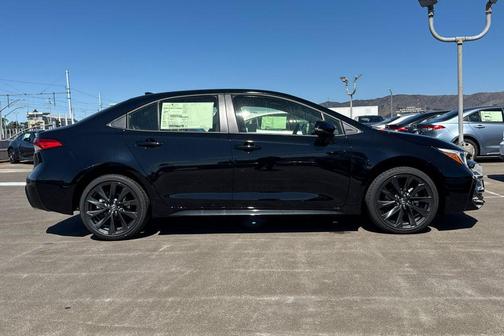 2026 Toyota Corolla Hybrid SE