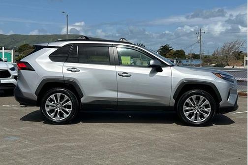 2022 Toyota RAV4 Limited