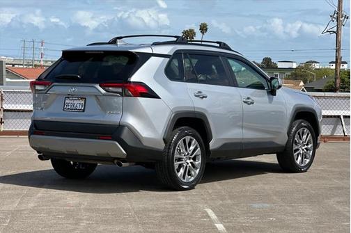 2022 Toyota RAV4 Limited