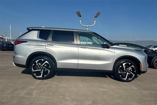 2024 Mitsubishi Outlander SE 2.5 S-AWC